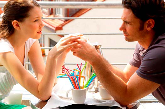 eye-contact-when-talking